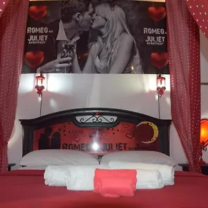https://shakespeare-in-love-catania-center.catania-hotels.net