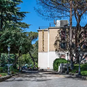 מלון Santa Prisca, רומא