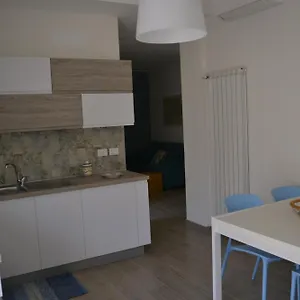 https://casa-adriana-noli.hotelitalianriviera.com