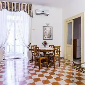 https://casa-lillina-a-toledo.hotels-amalfi.com