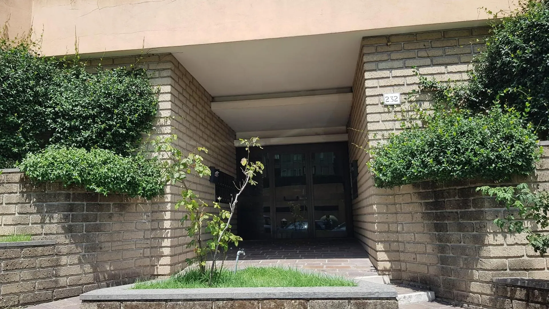 Eur Charme Apt&Garden Roma 0*,